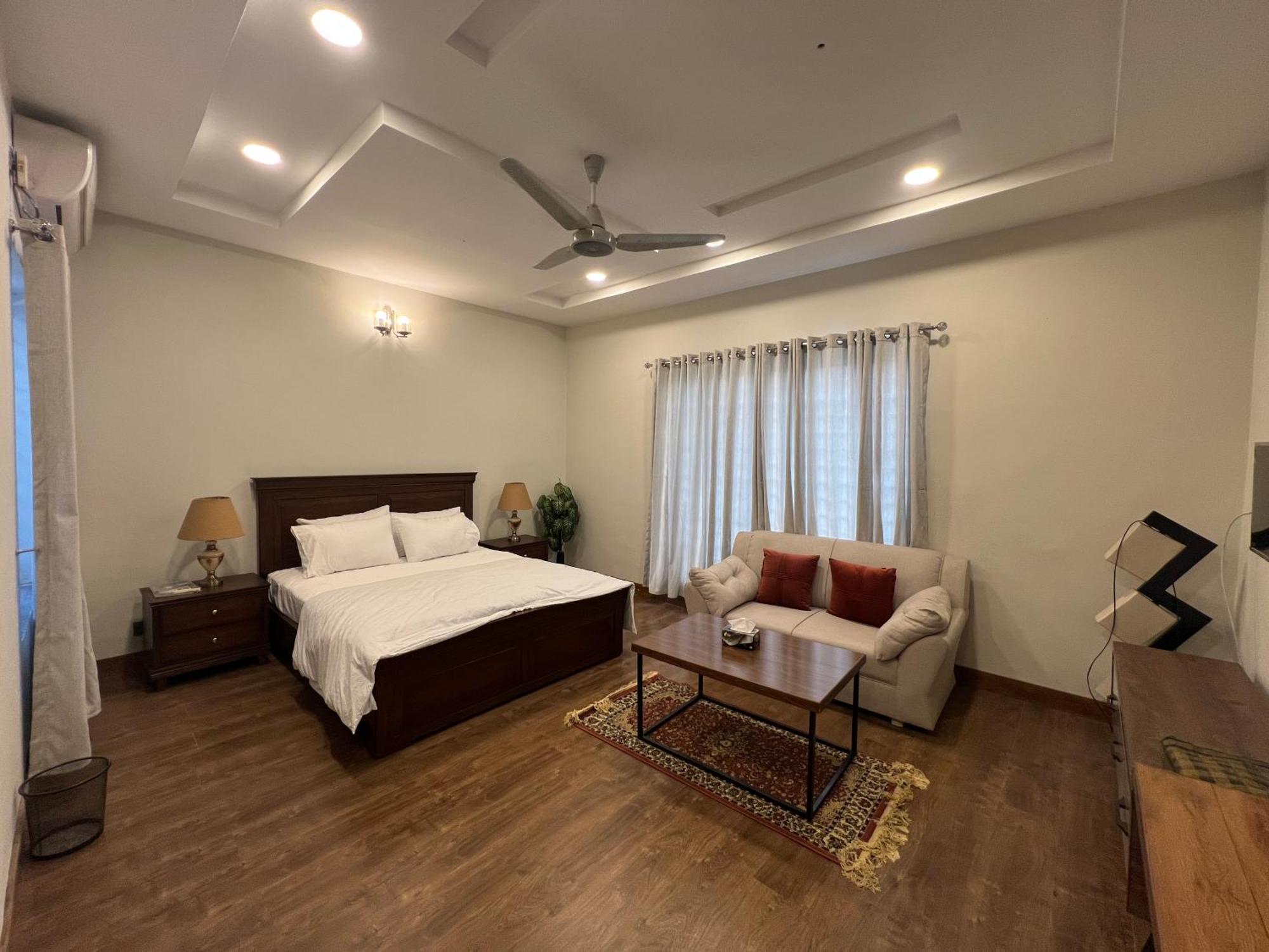 Deluxe King Room In Silverscape Residence راوالبيندي المظهر الخارجي الصورة