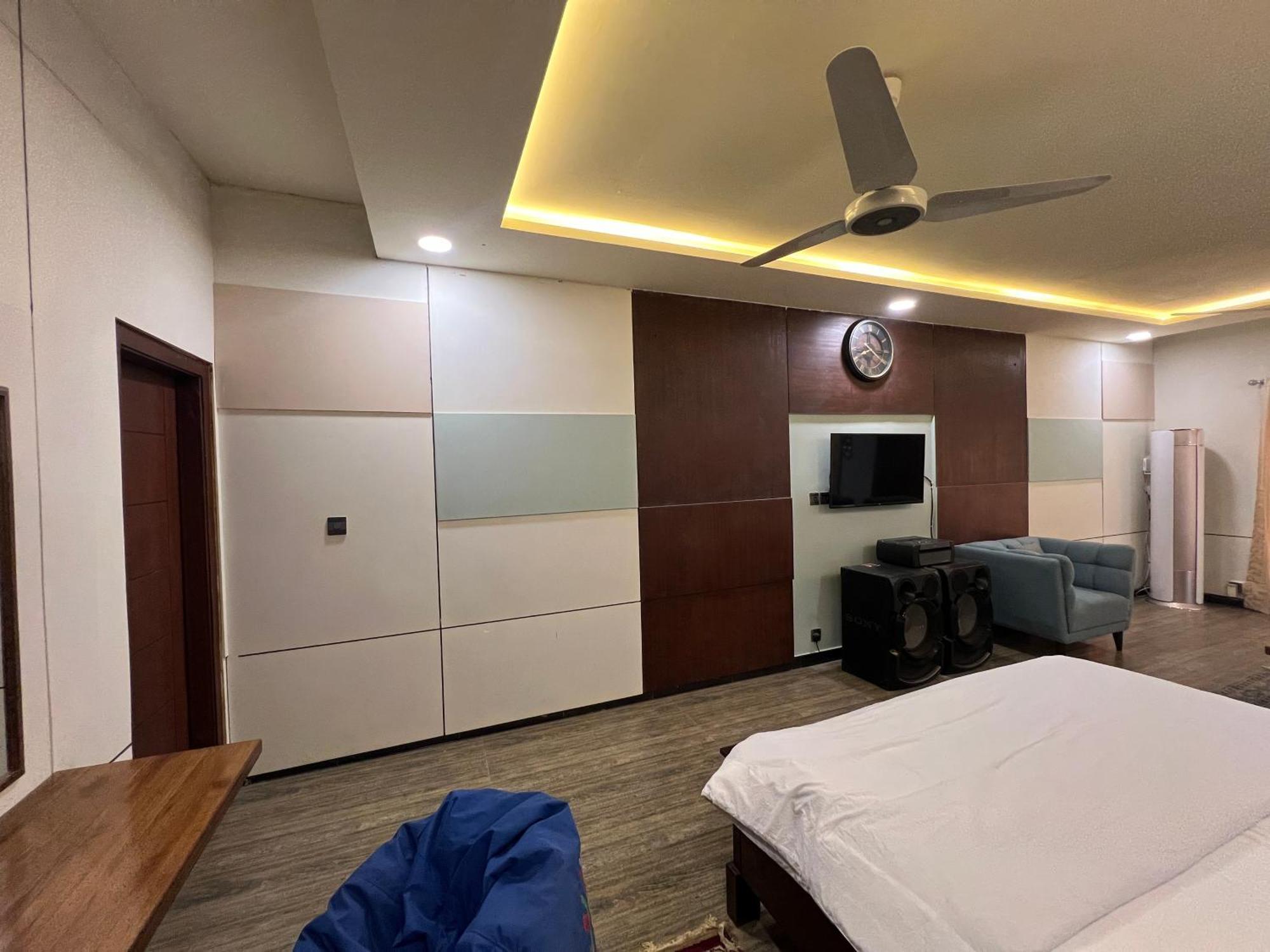 Deluxe King Room In Silverscape Residence راوالبيندي المظهر الخارجي الصورة