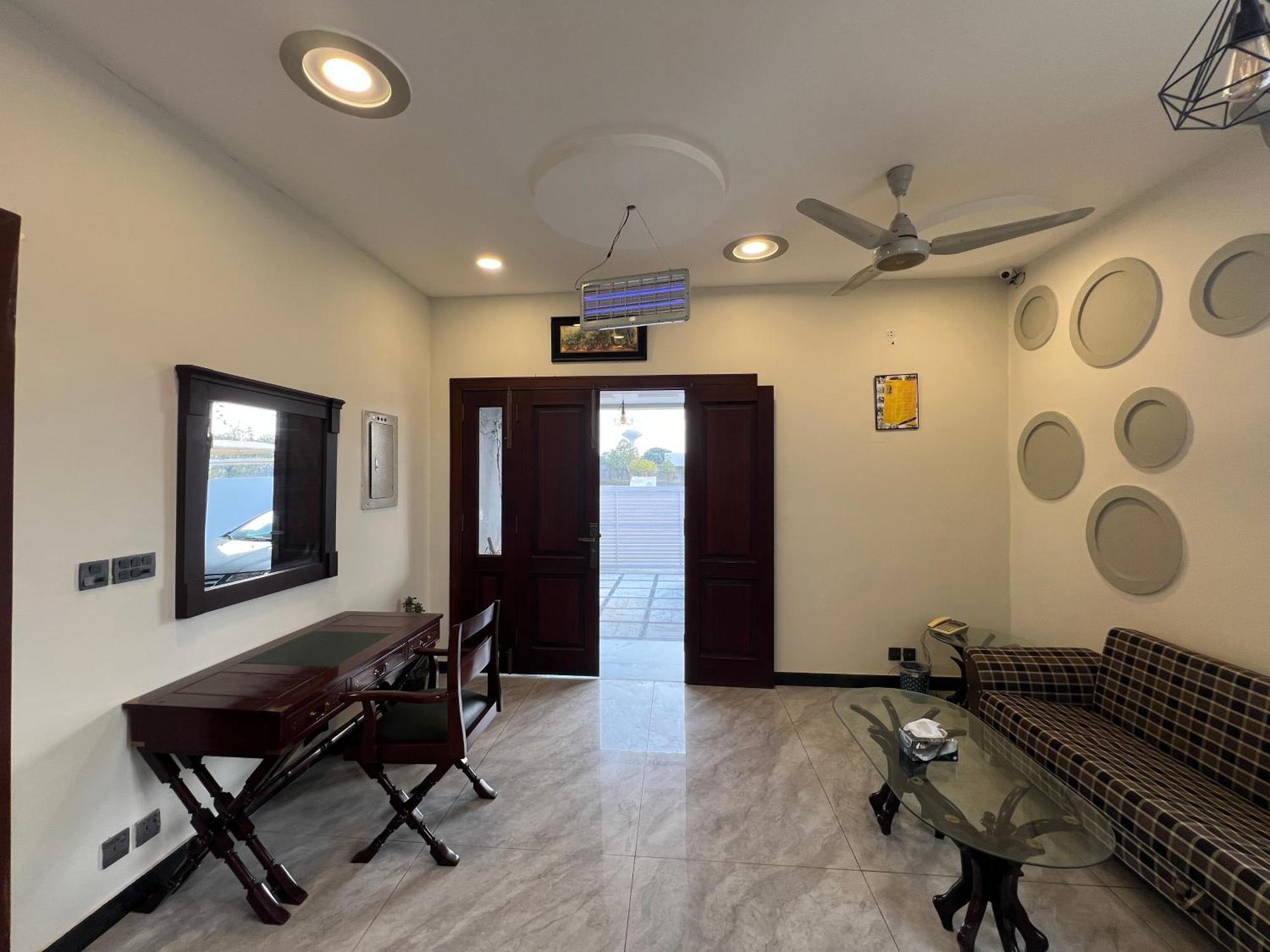 Deluxe King Room In Silverscape Residence راوالبيندي المظهر الخارجي الصورة