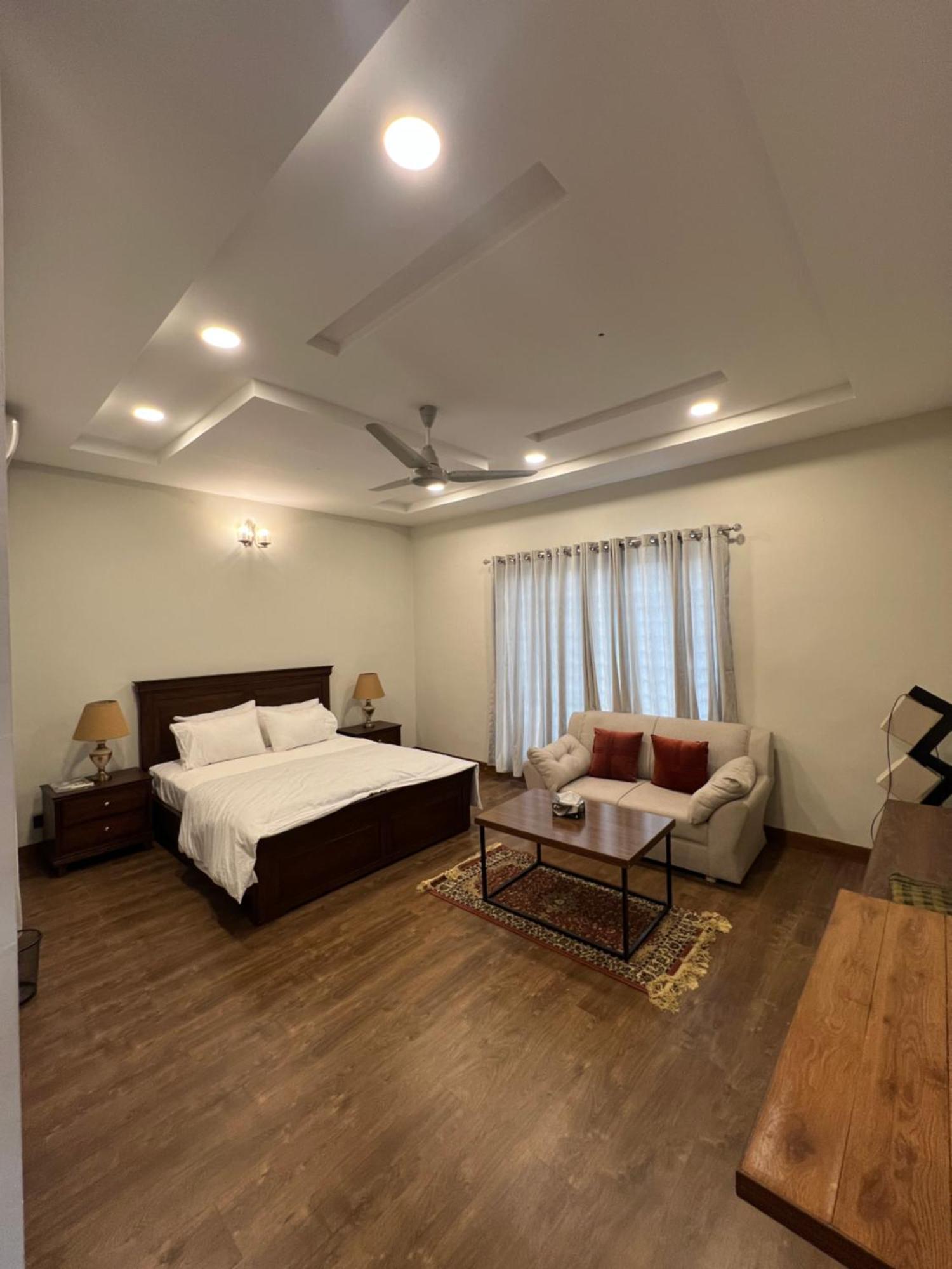 Deluxe King Room In Silverscape Residence راوالبيندي المظهر الخارجي الصورة
